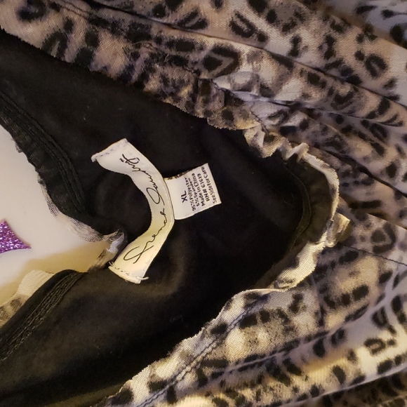 Tunic - Picture 3 of 6